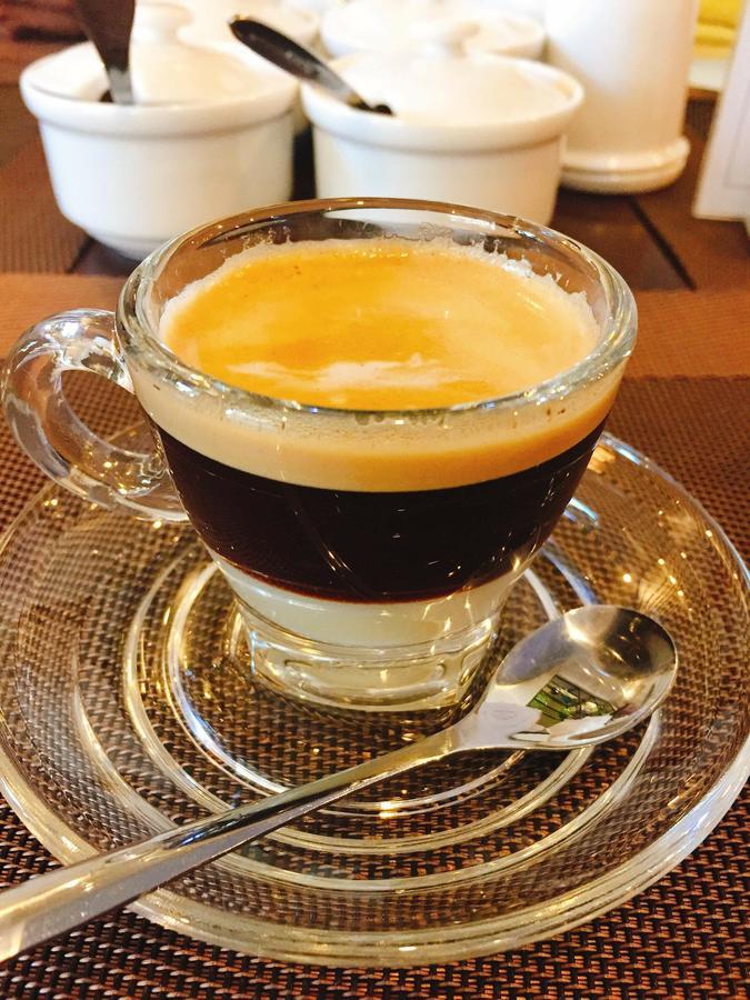 康乃馨岘港酒店 外观 照片